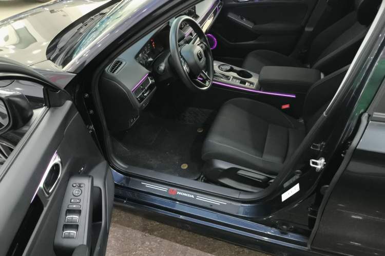 Used Honda Civic 2023 240TURBO CVT Dynamic Edition
