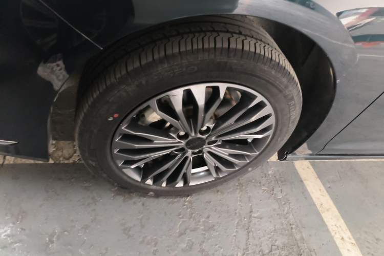 Used Dongfeng Aeolus Yixuan MAX 2021 1.5T Super-Powered Dad Edition
