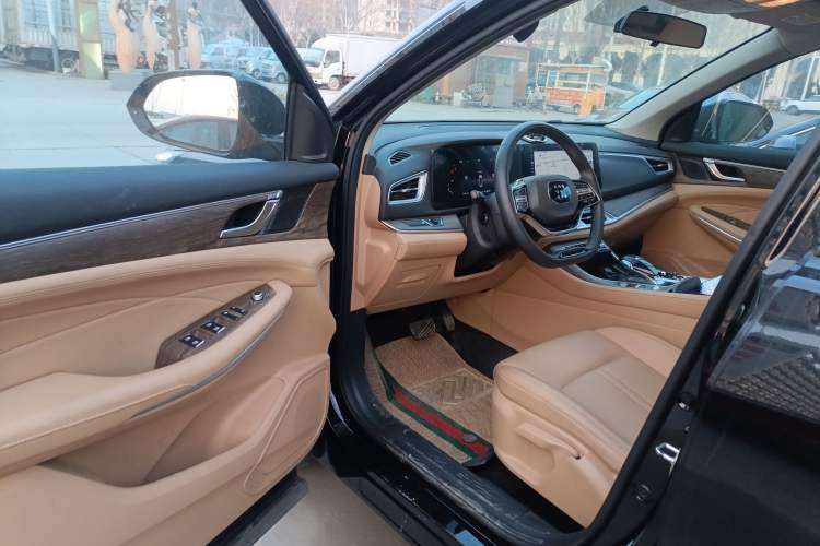 Used  E5 2023 1.5L DE-i 100KM Enjoyment Version 5 Seats
