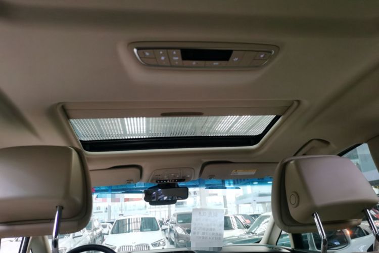 Used Buick GL8 2022 ES Landtrek 653T Luxury Edition
