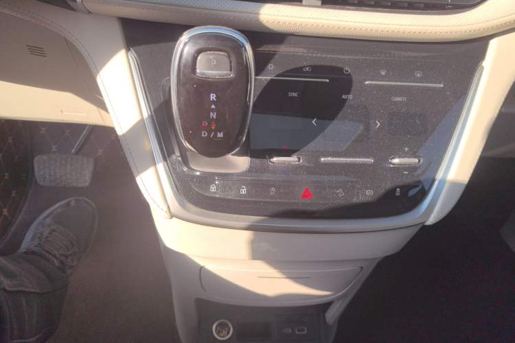 Used Buick GL8 2022 ES Landtrek 653T Comfort Edition
