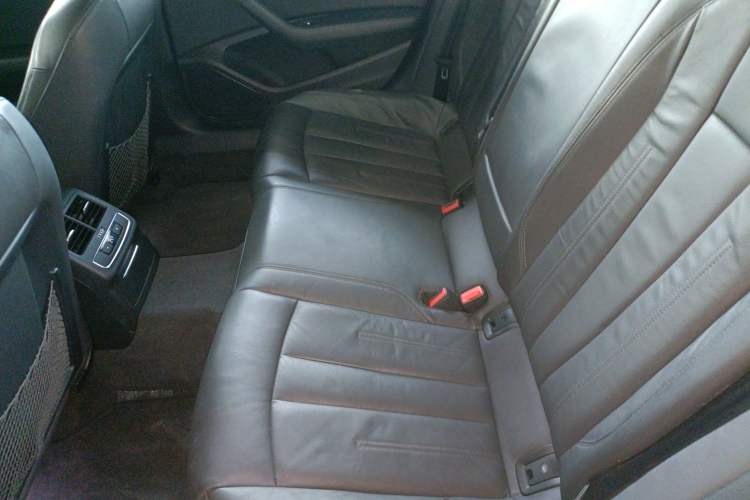 Used Audi A4L 2019 40 TFSI Fashion Edition China VI Emission Standard
