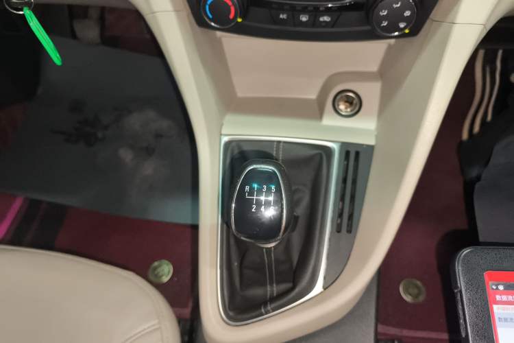 Used Buick GT 2018 15T Manual Elite Version China V Standard
