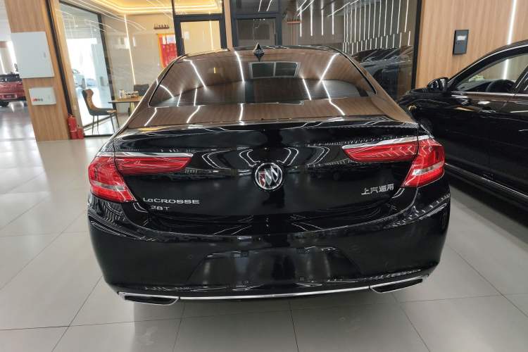 Used Buick LaCrosse 2018 28T Elite Edition
