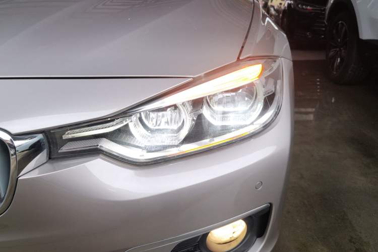 Used BMW 3 Series 2018 320Li Fashion Model
