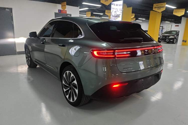 Used Hima AITO M5 2022 Extended-Range Four-Wheel Drive Performance Version
