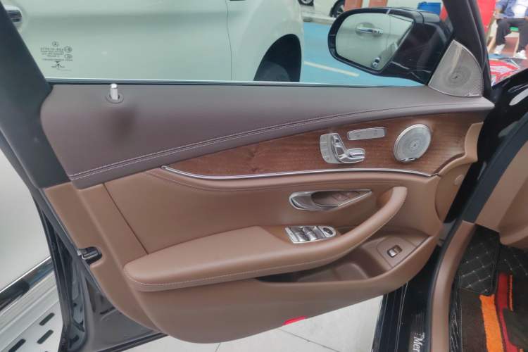 Used Mercedes-Benz E-Class 2019 E 300 L Luxury Model
