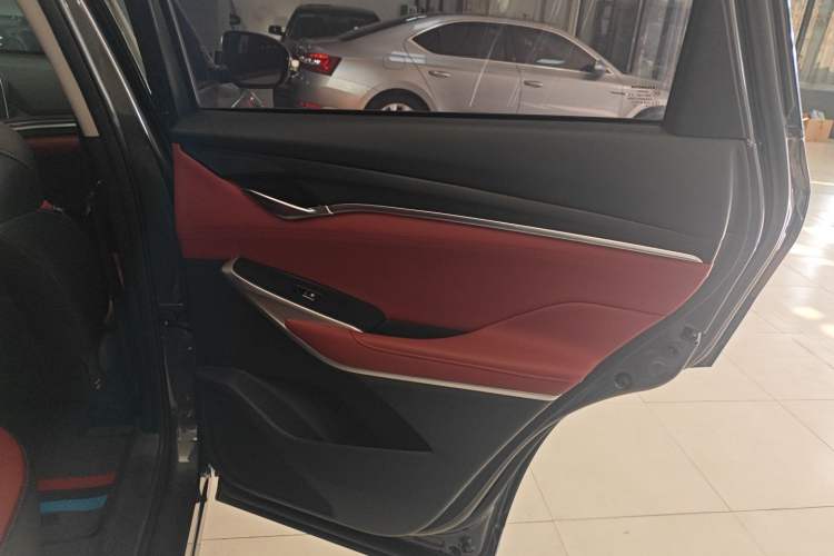 Used Changan CS75 PLUS 2021 1.5T Automatic Prestige Model
