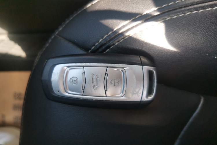 Used Geely Auto Emgrand X7 Sport 2016 1.8TD Automatic Smart Connectivity Version