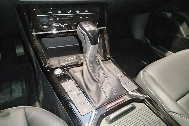 Used Volkswagen Passat New Energy 2025 430 PHEV Hybrid Business Edition
