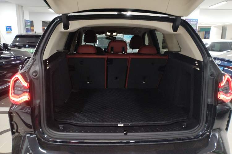 Used BMW iX3 2024 Leading Model