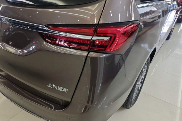 Used Buick GL8 2023 Land Executive Class Smart Enjoyment Model
