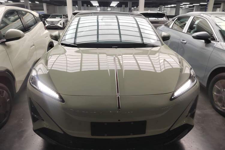 Used Hongqi Tiangong 05 2025 550 Smart Selection
