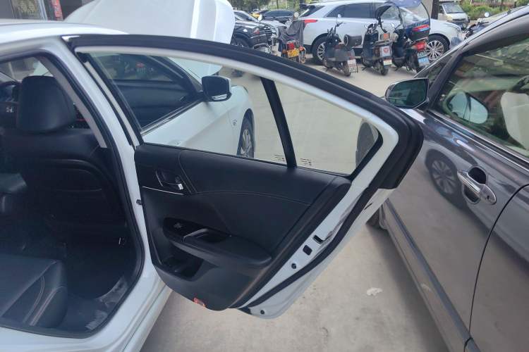 Used Honda Accord 2015 2.0L LXS Elite Edition
