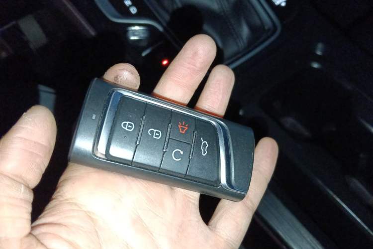 Used GAC Trumpchi M6 2021 PRO 270T Automatic Luxury Edition
