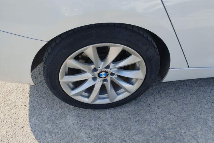 Used BMW 3 Series GT 2018 320i Sport Edition
