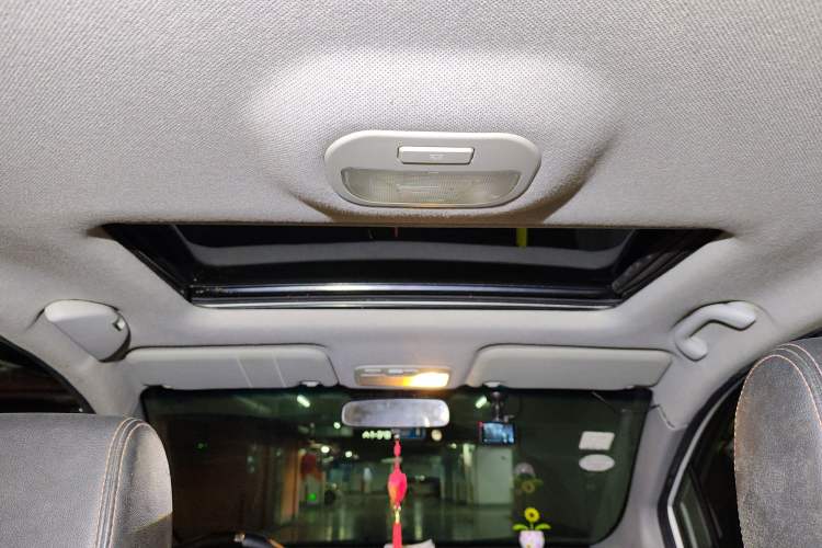 Used  Refine S3 2014 1.5L CVT Luxury Smart Model
