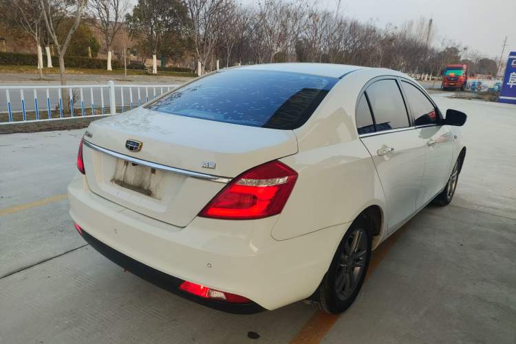 Used Geely Auto Emgrand 2017 Sedan Million Edition 1.5L Manual - Upward Version
