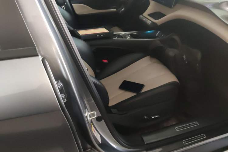 Used BYD Dolphin 2023 420 km Fashion Edition