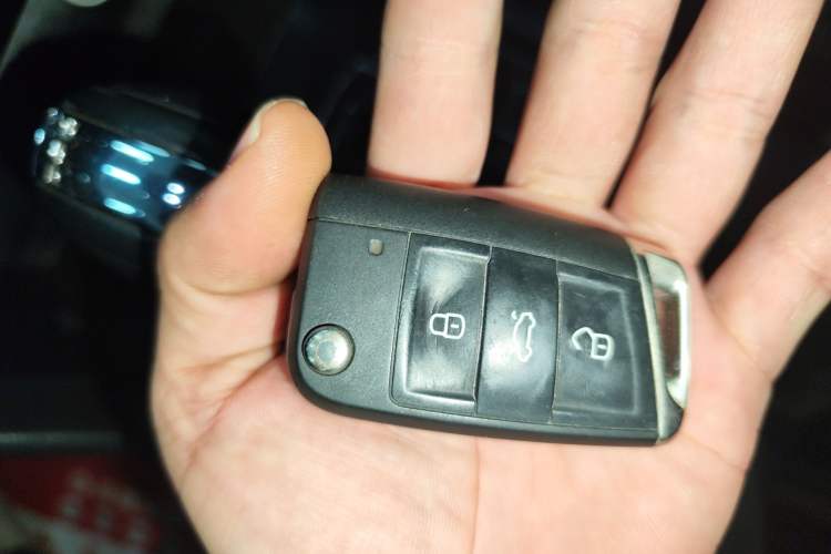 Used Volkswagen Tharu 2019 330TSI Four-Wheel Drive Luxury Edition China VI Standard
