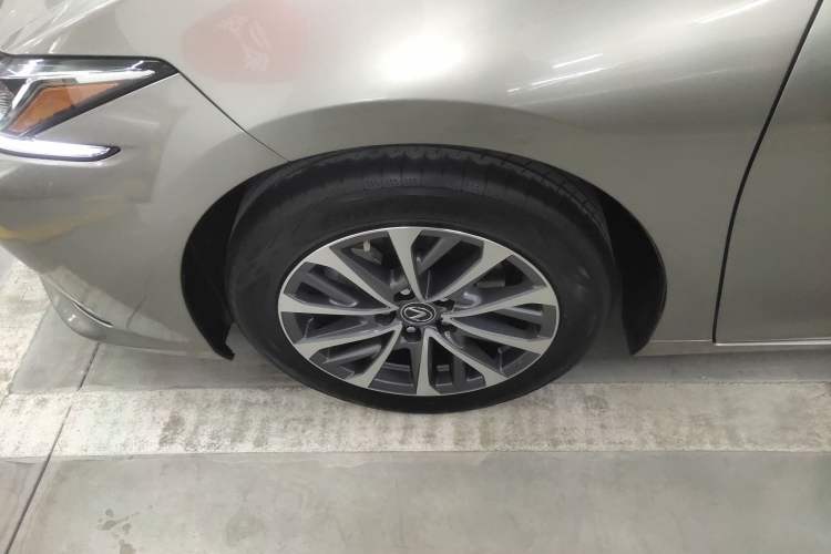 Used Lexus ES 2022 200 Luxury Edition
