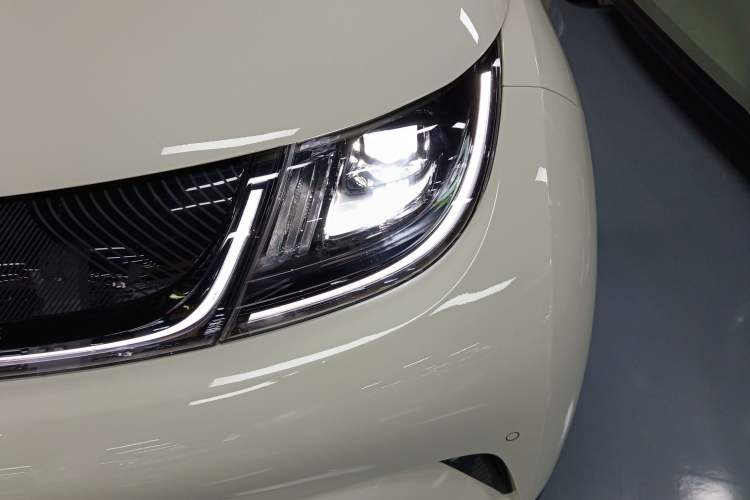 Used BYD Dolphin 2023 420 km Fashion Edition