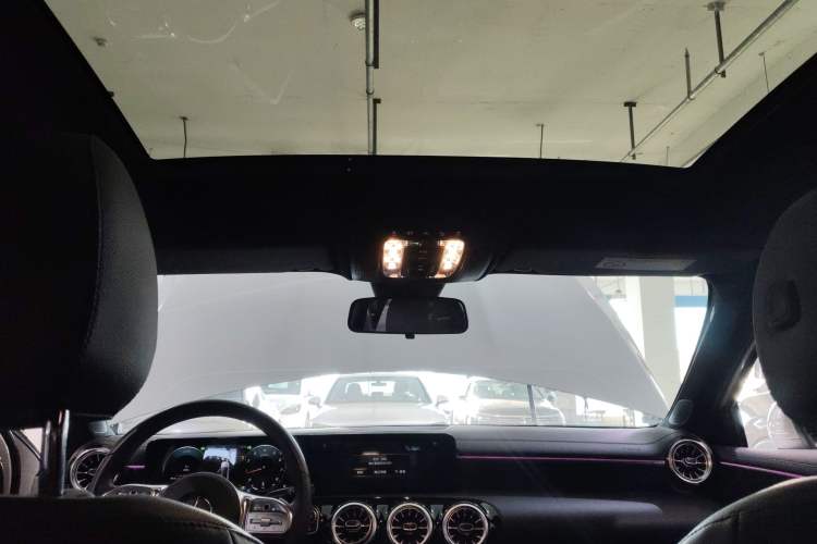 Used Mercedes-Benz A-Class 2022 Restyled A 200 L Sport Sedan Fashion Version
