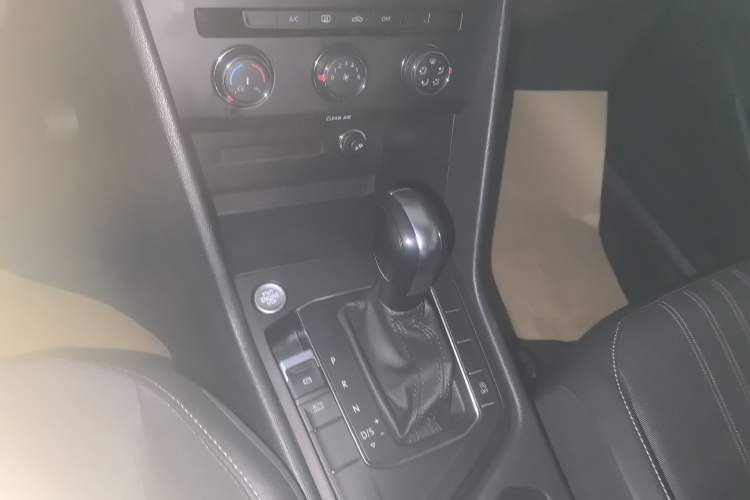 Used Volkswagen Tiguan L 2022 330TSI Automatic Two-Wheel Drive Comfort Edition
