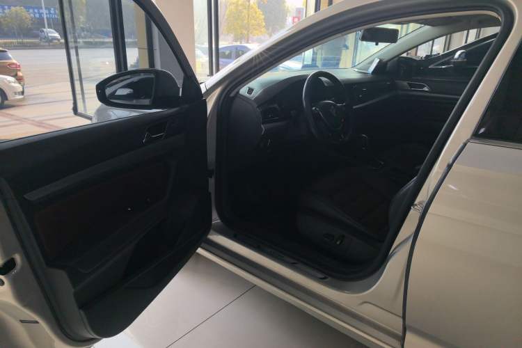 Used Volkswagen Lavida 2019 280TSI DSG Luxury Edition China VI Standard
