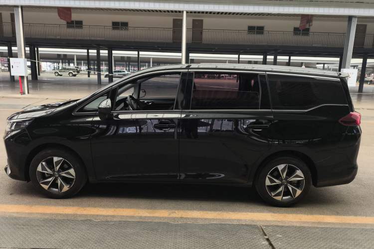 Used GAC Trumpchi M6 2023 PRO 270T DCT Luxury Edition
