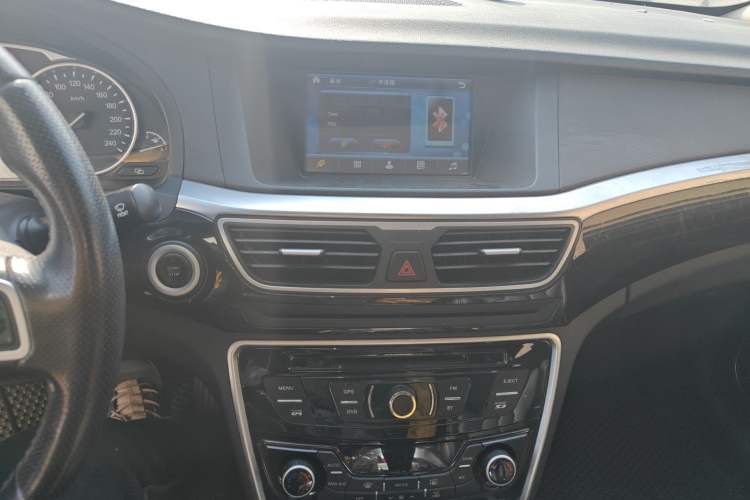 Used Geely Auto Emgrand GT 2016 2.4L Comfort Version