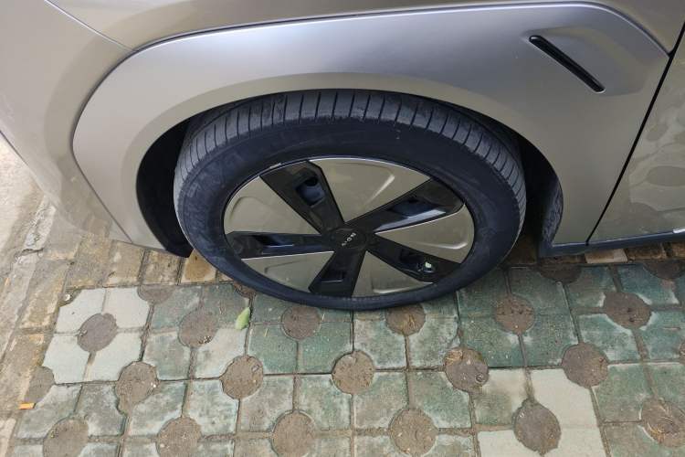 Used AION Y 2022 Plus 70 Enjoy Edition
