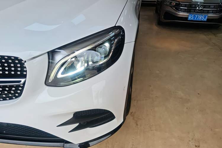 Used Mercedes-Benz GLC Coupe 2019 Facelift GLC 200 4MATIC Coupe SUV