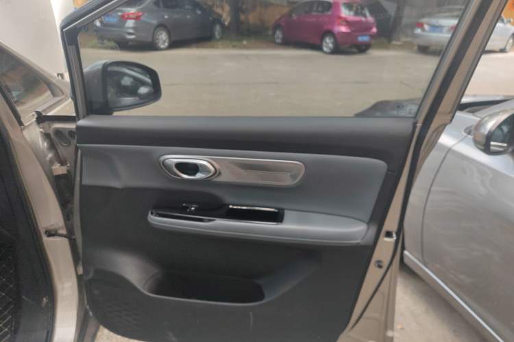 Used AION Y 2023 Plus 510 Enjoy Edition
