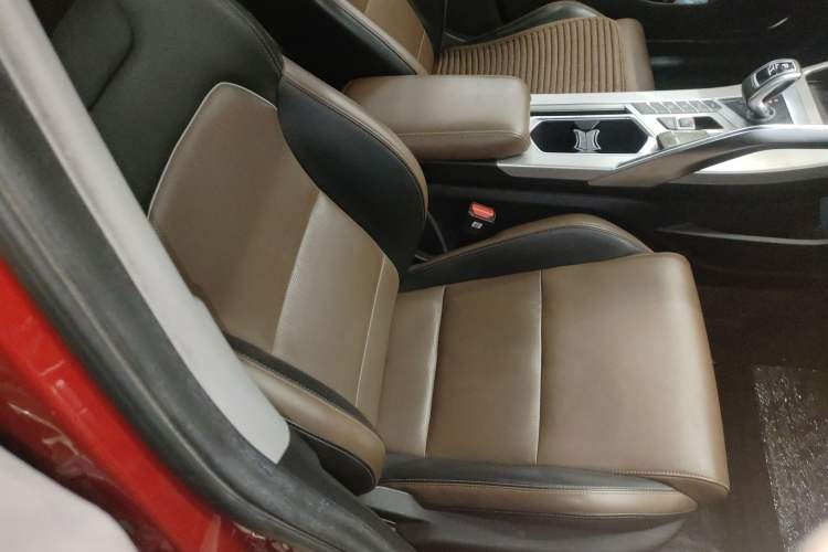 Used Geely Auto Coolray 2019 260T DCT Explorer China V Standard