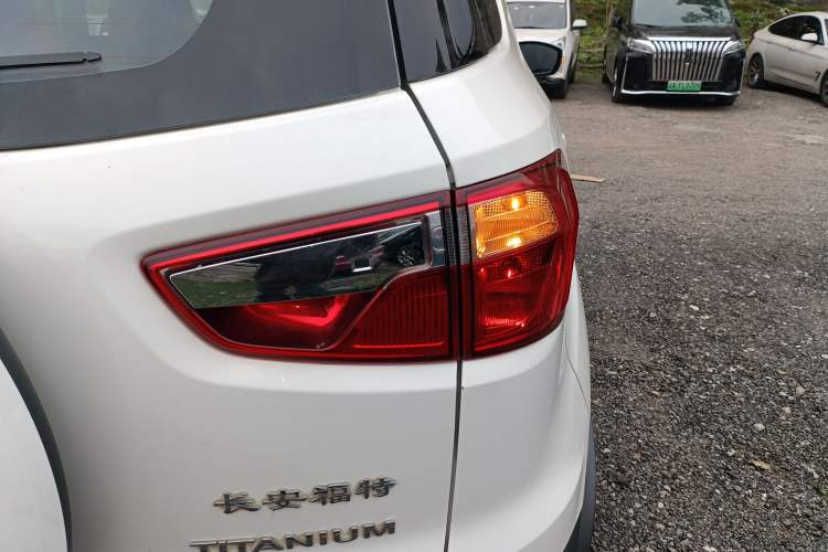 Used Ford EcoSport 2013 1.5L Automatic Prestige Model
