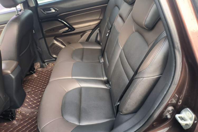 Used GAC Trumpchi GS4 2017 235T Manual Two-Wheel Drive Luxury Edition