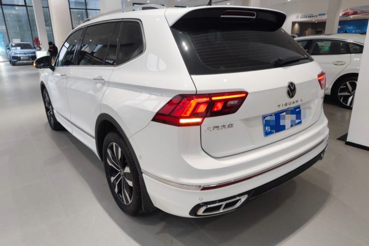 Used Volkswagen Tiguan L 2024 Outstanding Model 330TSI Automatic Two-Wheel Drive R-Line Dragon Glory Edition
