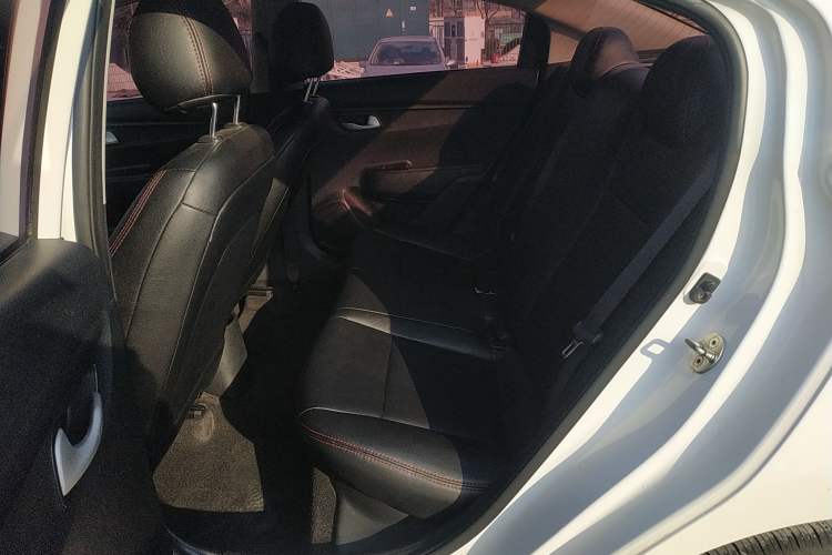 Used Kia K2 2017 Sedan 1.4L Automatic GLS
