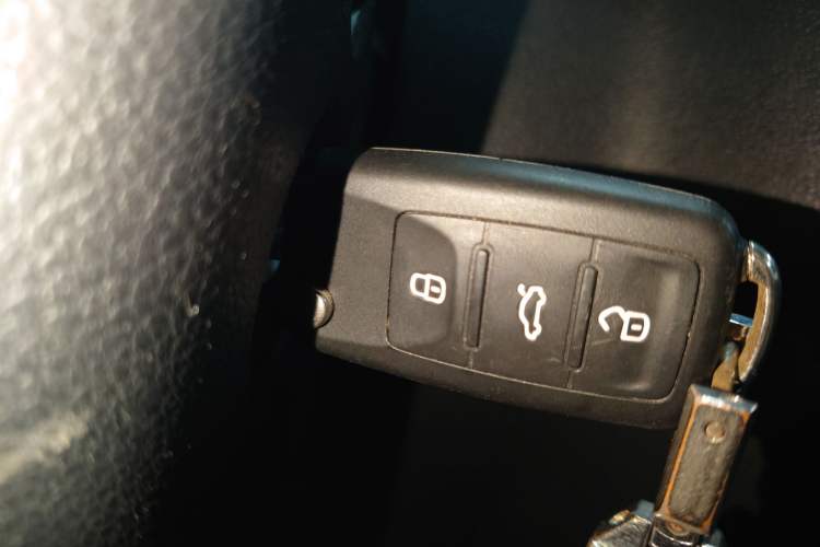 Used Volkswagen Tiguan 2017 300TSI Automatic Two-Wheel Drive Silk Road Luxury Edition
