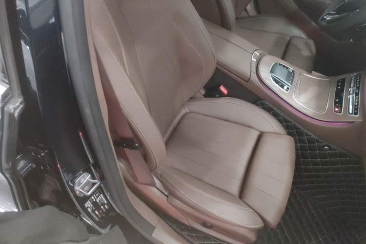 Used Mercedes-Benz E-Class 2023 Facelift E 260 L
