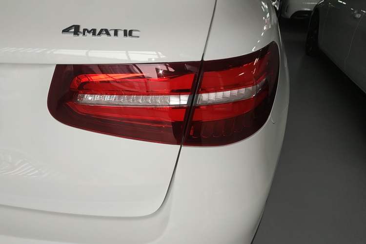 Used Mercedes-Benz GLC 2018 GLC 200 4MATIC
