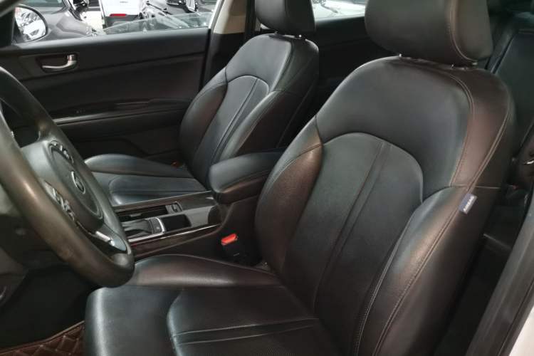 Used Kia K5 2016 2.0L Automatic GLS
