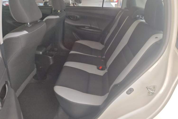 Used Toyota YARiS L 2021 1.5L CVT Leading Edition
