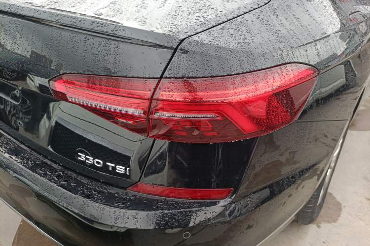 Used Volkswagen Passat 2019 330TSI Elite Edition China VI
