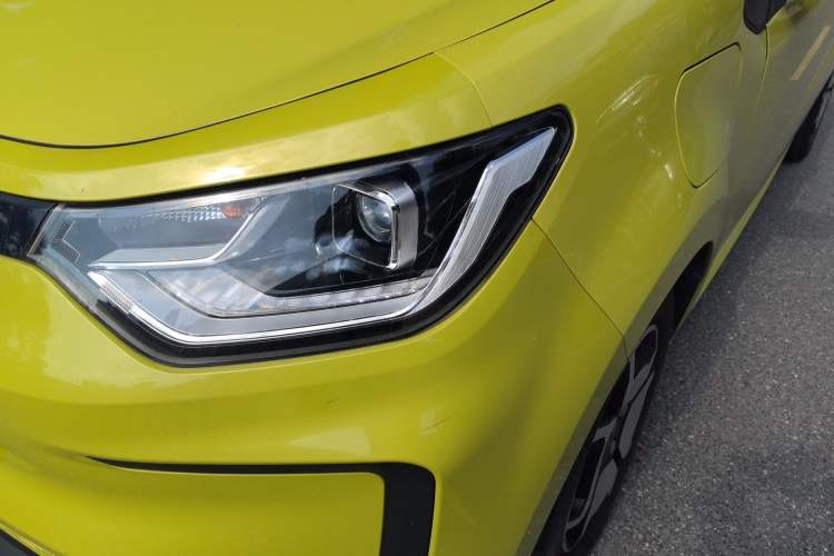 Used SOL E10X 2021 302km Range Superior Version 30.2 kWh
