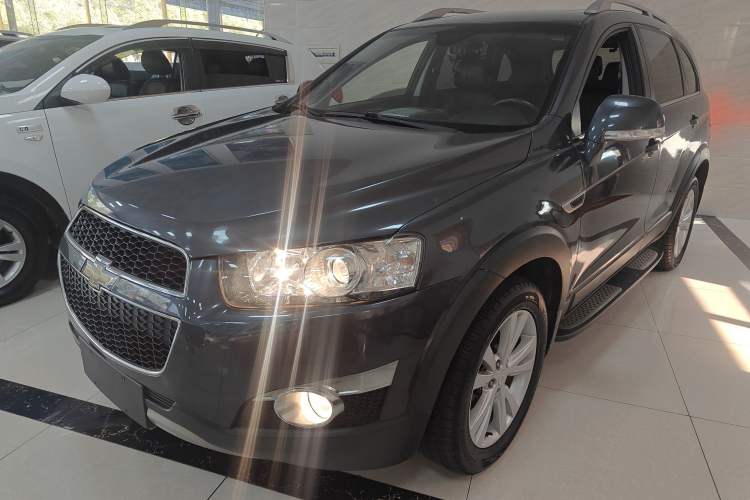 Used Chevrolet Captiva 2014 2.4L 4x4 Flagship Edition 7 Seats