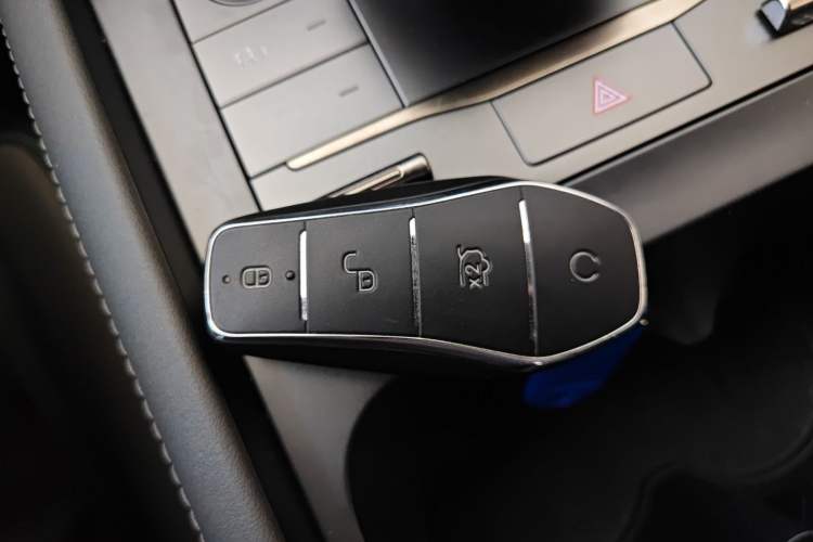 Used BYD Qin L 2024 DM-i 120KM Leading Model
