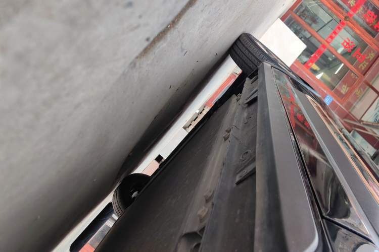 Used Baojun KiWi EV 2021 Artist Model Lithium Iron Phosphate
