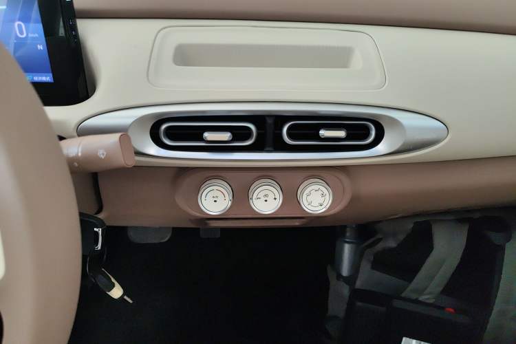 Used Wuling Hongguang MINIEV 2025 Four-Door Version Advanced Edition